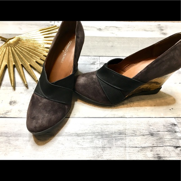 Donald J Pliner Carla Wedge - Picture 1 of 6